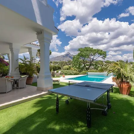 Apartment Luxurious 7 Bdrm Frontline Golf - Aloha Gardens *